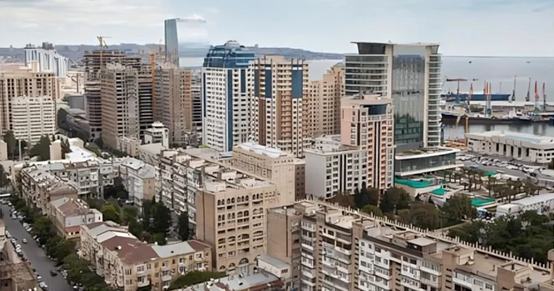 Bakıda bu binalar zəlzələyə davamlı deyil Ekspert