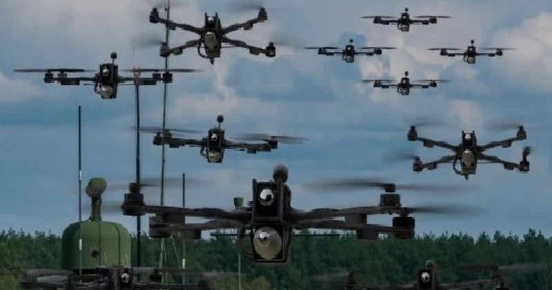 Dronlar Rusiya kosmik kəşfiyyat mərkəzini hədəfə aldı