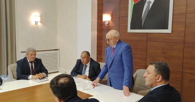 Xızı və Siyəzən ağsaqqalları Tahir Süleymanovun rəhbərliyində toplaşdı FOTO