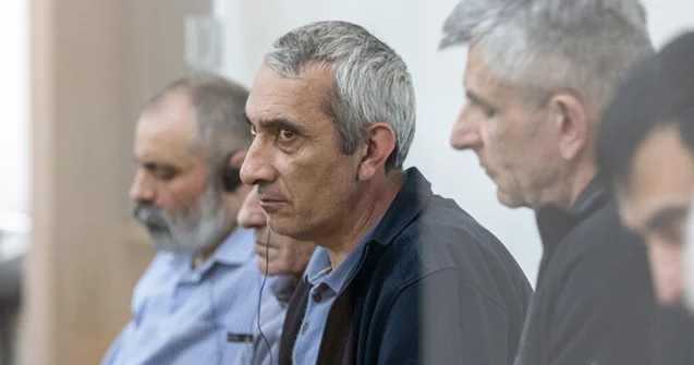 “Barmağımı görürsünüz, həmin vaxt sındırdılar” Fotolar