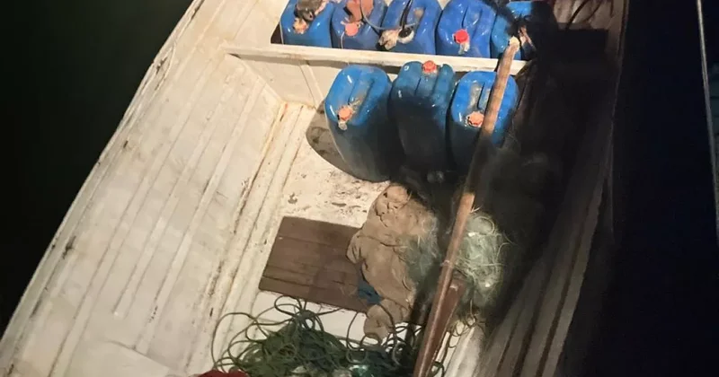 Погоня в Каспийском море: азербайджанские пограничники применили оружие, нарушители ранены Фото/Видео