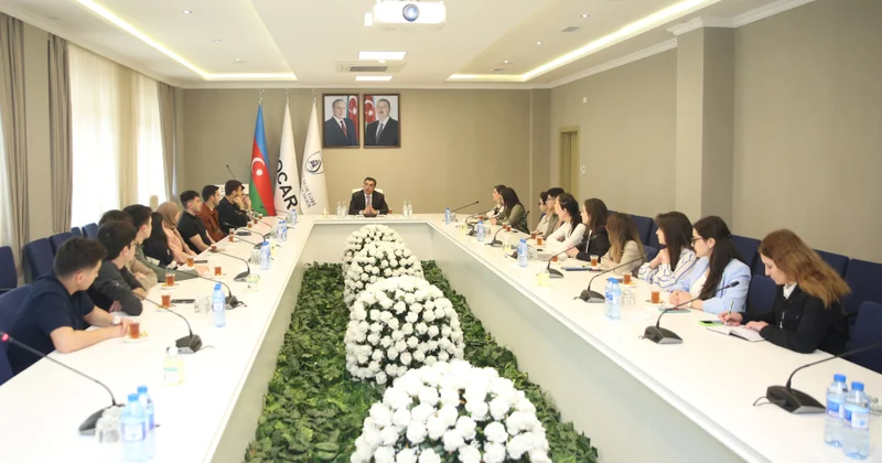 BANM rektoru Elmar Qasımov “TEKNOFEST 2025”də iştirak edəcək tələbələrlə görüşüb