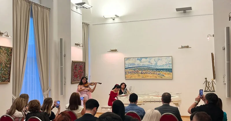 Azərbaycanlı gənc musiqiçilər Vyanada klassik konsert proqramı ilə çıxış ediblər FOTOLAR