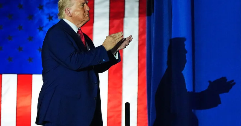 AP: Трамп уступает Кремлю ради ее бизнес возможностей