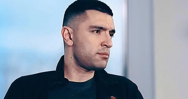 “AQA Şirkətlər Qrupu” tələbələrin pulunu verdi