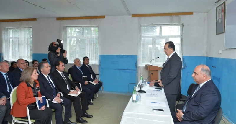 Taleh Qaraşov sakinlərin problemlərini dinlədi FOTOLAR