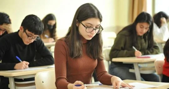 Bu abituriyentlər qəbul olmaq üçün 300 dən çox bal toplamalıdırlar