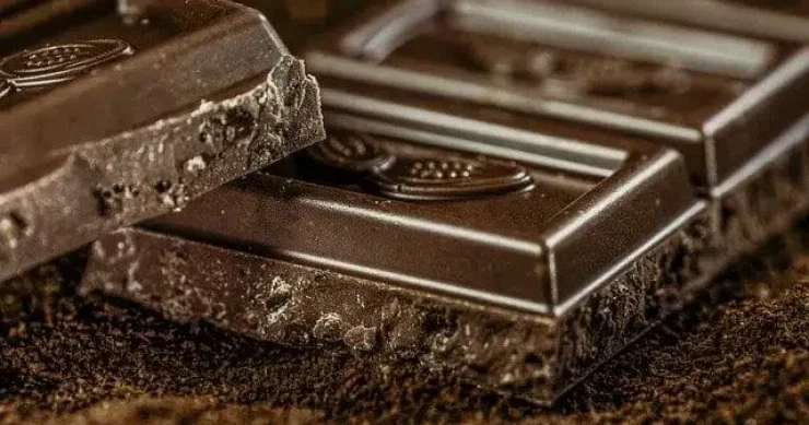 Hər gün bir parça tünd şokolad yesək, orqanizm necə reaksiya verər?