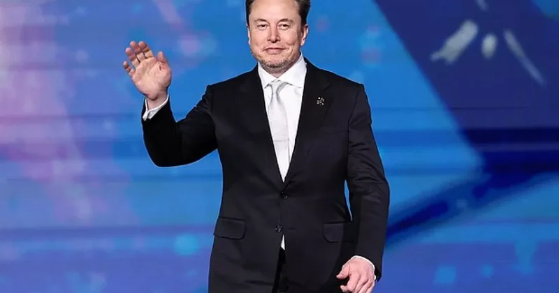 Tesla назвала предполагаемый размер зарплаты Маска в 2025 году