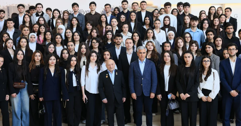Heydər Əliyev Mərkəzində gənclərlə “Heydər Əliyev və Ömər Eldarov yaradıcılığı” mövzusunda görüş olub