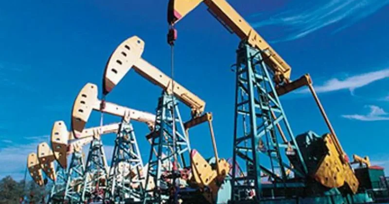 ОПЕК+ предварительно согласовала повышение квоты добычи нефти на июнь