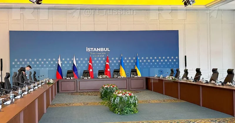 С чего стартовали переговоры по Украине в Стамбуле?