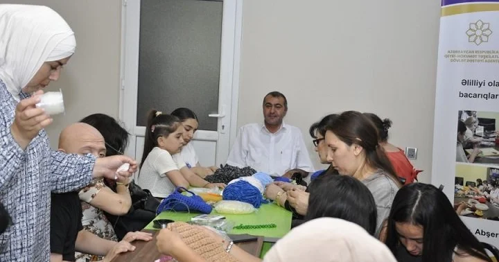 “Əlilliyi olan şəxslərin bacarıqlarının inkişafı” mövzusunda dördüncü təlim uğurla başa çatdı FOTOLAR