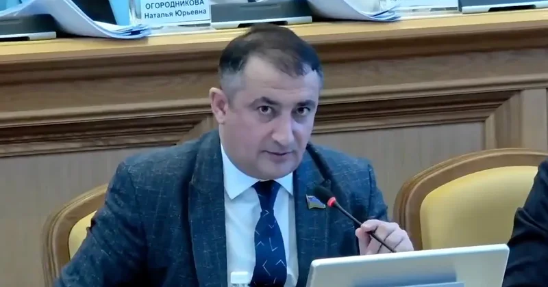 Депутата азербайджанца в России заставили извиниться