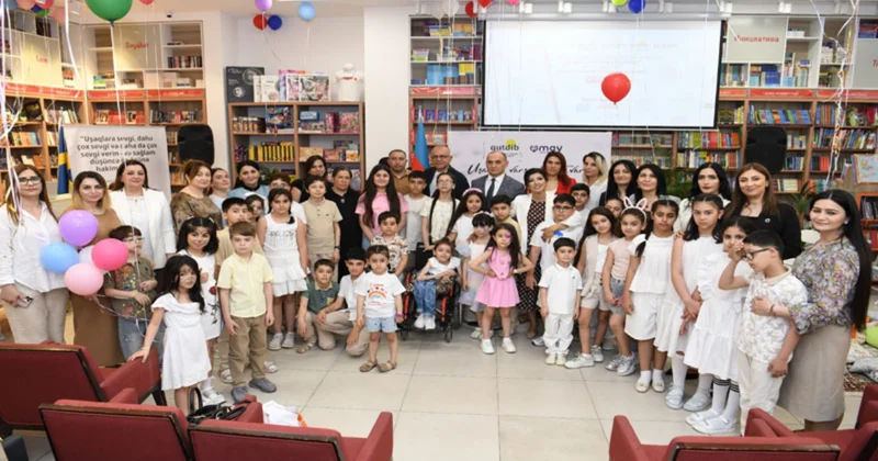 Bir səhnə, min rəng, bir gələcək Uşaqlar danışdı, böyüklər dinlədi