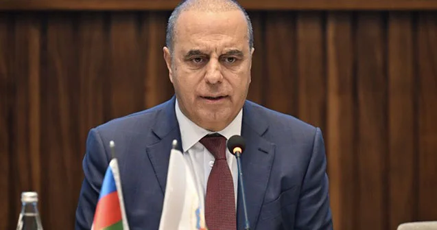 Yenidən Şahmat Federasiyasının prezidenti oldu