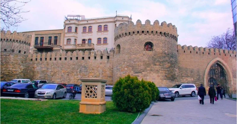 İçərişəhərdə maşın saxlamaq BAHALAŞDI