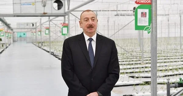 İlham Əliyev Bakı Ekspo Mərkəzində...