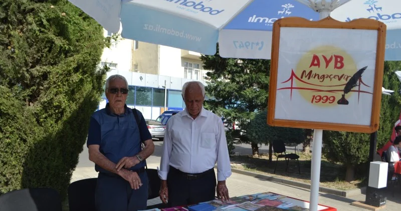 MİNGƏÇEVİRLİ YAZARLARIN KİTAB SƏRGİSİ DƏ MARAQLA QARŞILANDI