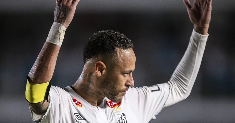 Neymar azarkeşlərdən üzr istəyib