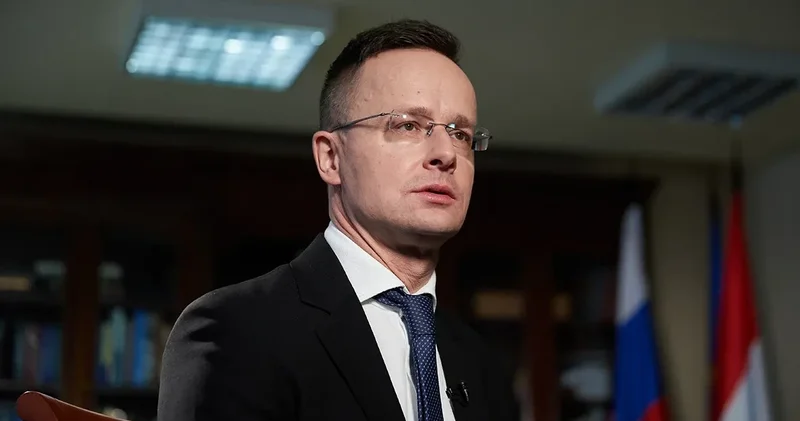 Siyarto: Macarıstan Trampın sülh planını dəstəkləməyə davam edəcək
