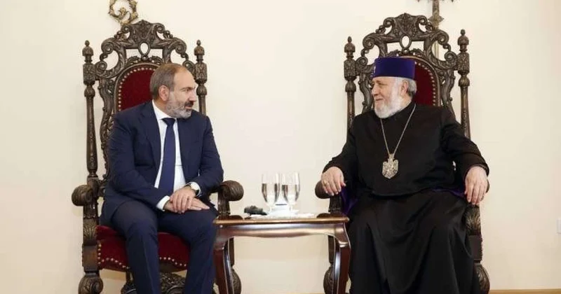 II Qaregin bütün ermənilərin katolikosu ola bilməz! Paşinyan səbəbini AÇIQLADI