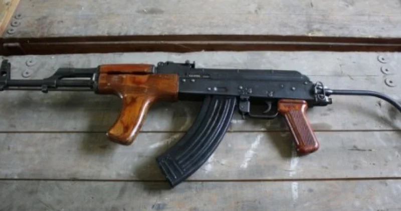 Bakıda avtomobildən silah sursat aşkarlandı