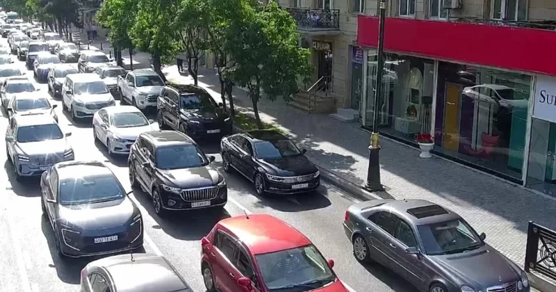 22 istiqamətdə sıxlıq var SİYAHI