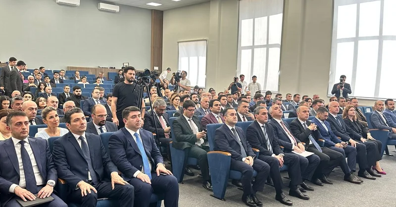 В Ханкенди проходит Форум образования и партнерства Карабаха (ФОТО)