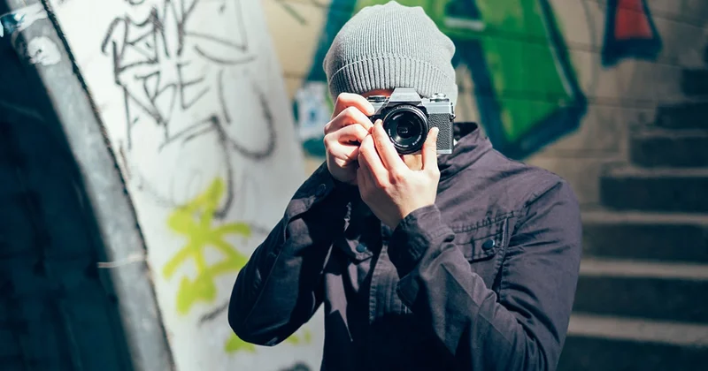 Vətəndaşın icazəsi olmadan küçədə fotosu çəkilə bilərmi?
