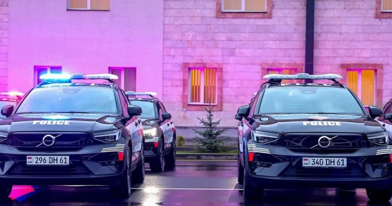 Ermənistan DİN 800 min dollarlıq yeni maşınlar alıb