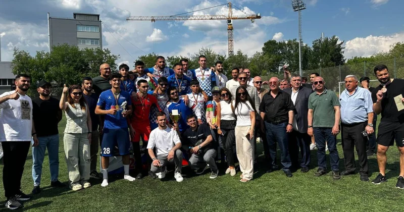 Yekaterinburqda təhsil alan azərbaycanlı tələbələr arasında 4 cü ənənəvi minifutbol turniri keçirilib