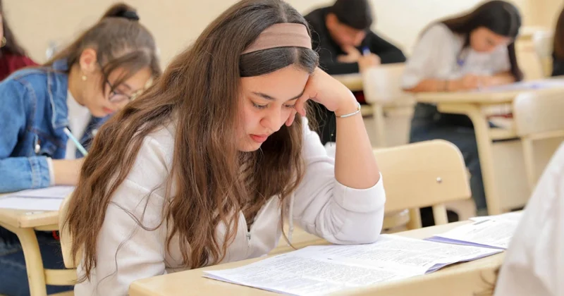 Abituriyentlər imtahanlardan niyə razı qalmırlar?