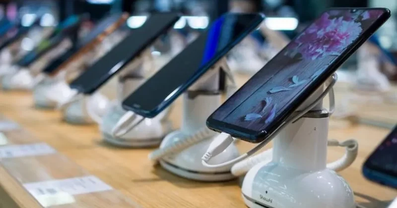 В ЕС начнут действовать новые требования к смартфонам