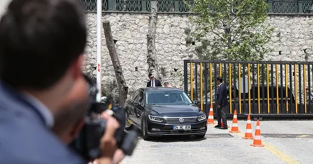 Məlum olub ki, Kiyev sülhə nail olmaq üçün böyük addımlar atmağa hazırdır KİV