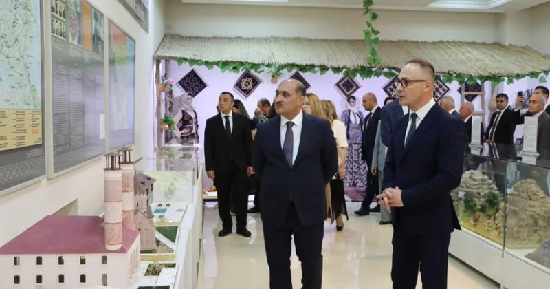 Azərbaycanın aparıcı ali təhsil müəssisələrinin rəhbərləri Özbəkistandakı Heydər Əliyev adına Azərbaycan Mədəniyyət Mərkəzini ziyarət ediblər