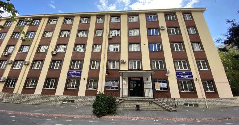 “Gənc istedadlar” liseyi 2025/2026 cı tədris ili üçün V sinfə şagird qəbulu elan edir