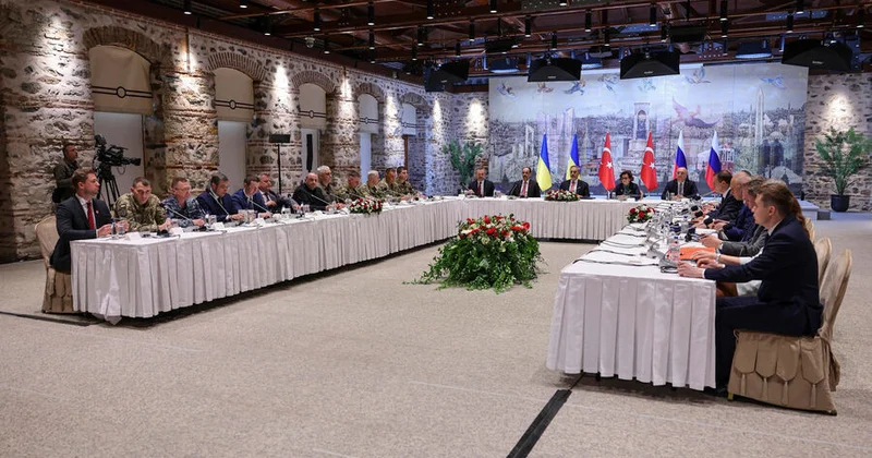 Украинские переговорщики прибыли в Стамбул