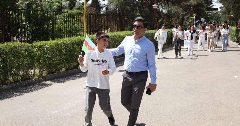 YAP Gəncə şəhər təşkilatının Uşaq Evi sakinlərinə bayram hədiyyəsi FOTOLAR