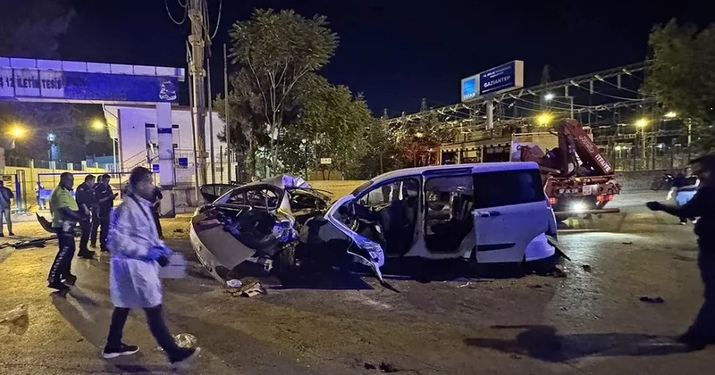 Gecə saatlarında DƏHŞƏT 5 nəfərin öldüyü qəzanın GÖRÜNTÜLƏRİ