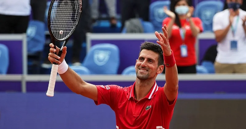 Novak Cokoviç Rollan Qarrosda 100 ə çatıb