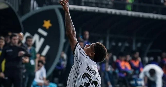 Heç kimi komandanın beyni adlandırmırıq Breno Almeyda