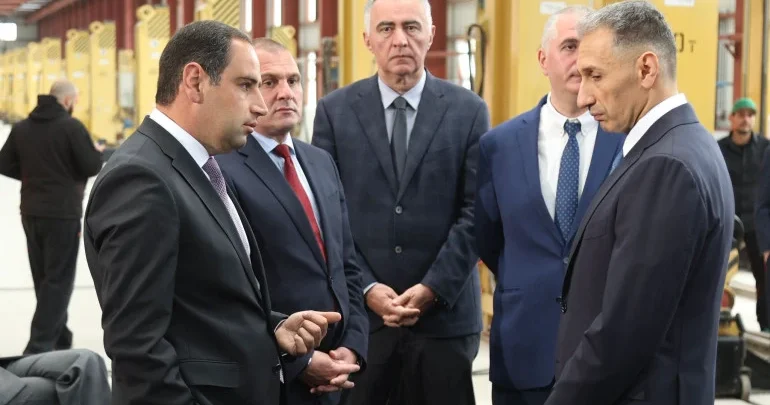 Azərbaycan və Ermənistan nazirləri bir arada
