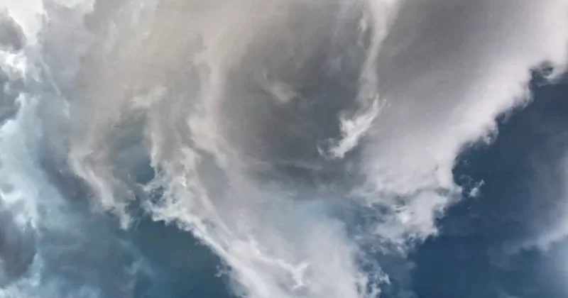 Вот как формируется торнадо ВИДЕО