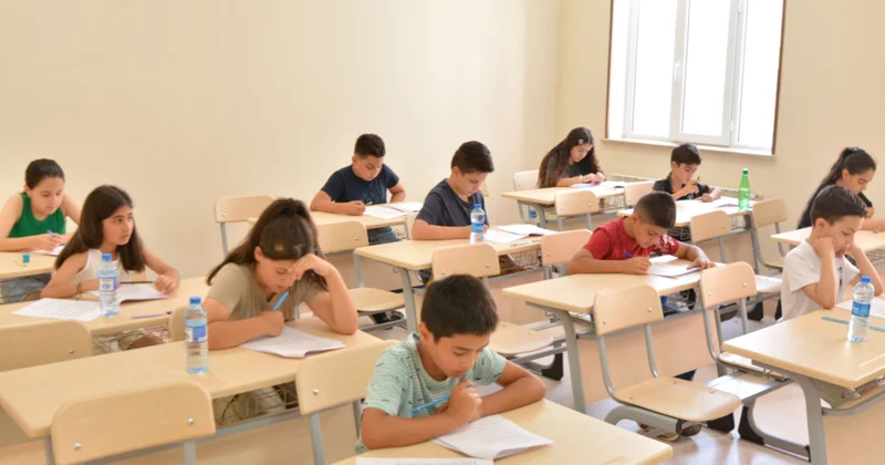 Məktəblilər üçün Kembric imtahanlarına qeydiyyat elan olunub