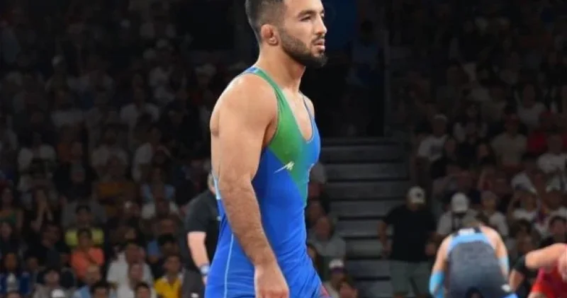 Байрамов проиграл в 1/4 финала PWL
