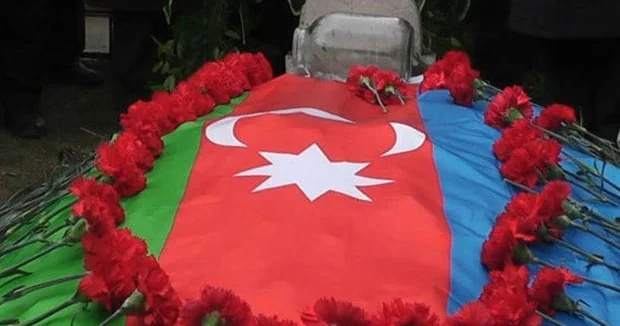 Şəhid adının alətə çevrilməsi