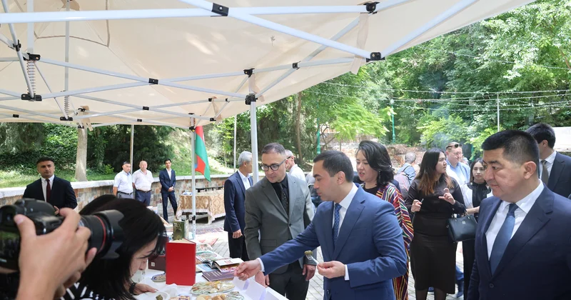 Daşkənd keçirilən mədəni ənənələr və milli yeməklər xeyriyyə festivalına Azərbaycan da qatılıb