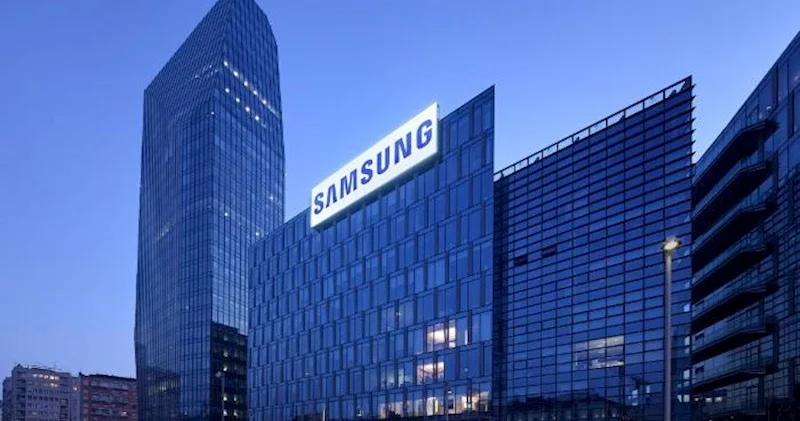 “Samsung” dünyanın ən dəyərli 10 şirkətinin siyahısına daxil oldu