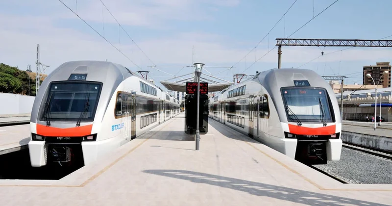 Sumqayıt qatarının qarşısına qəflətən çıxan gənc öldü